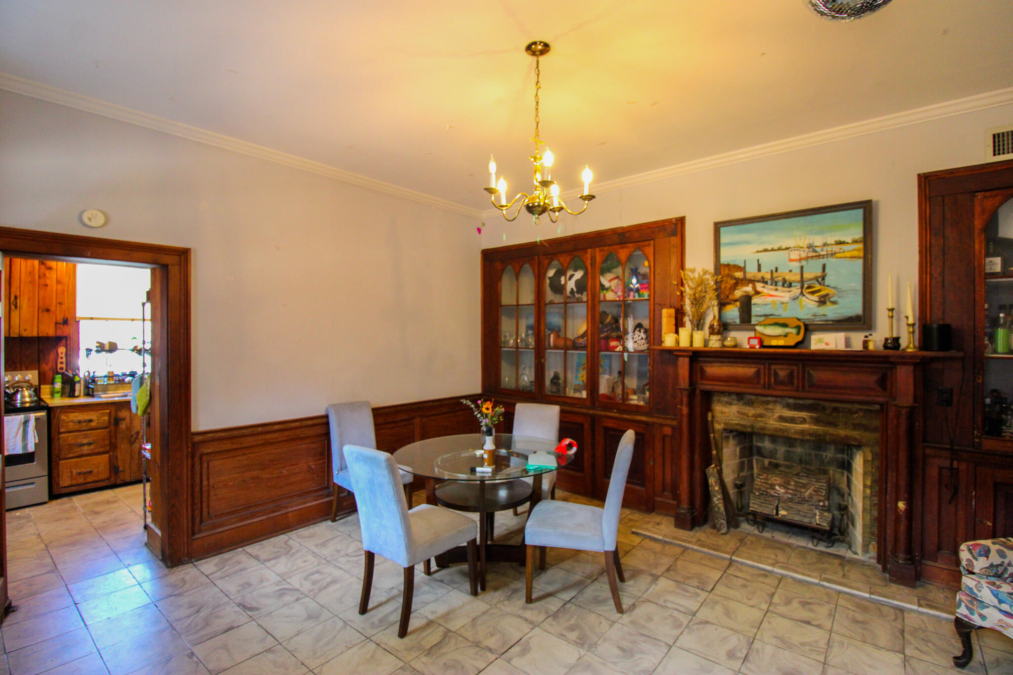 23 Archdale Street J