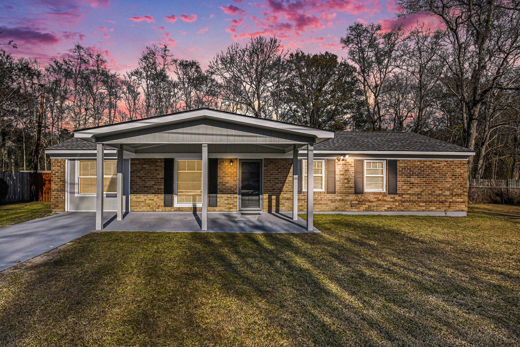 1932 Sunnyvale Avenue