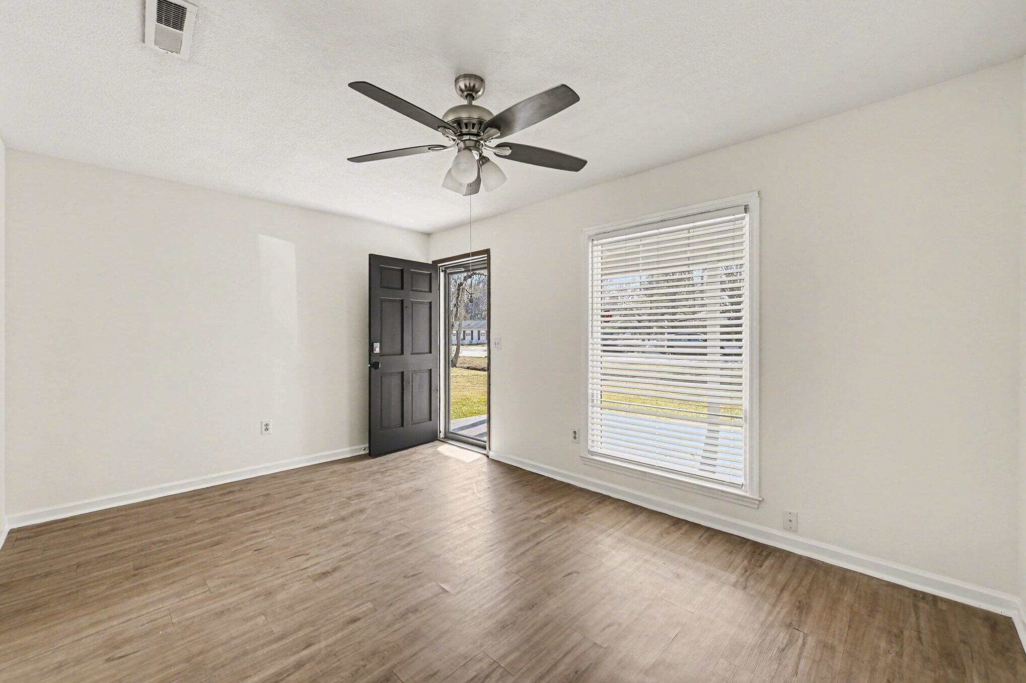 1932 Sunnyvale Avenue