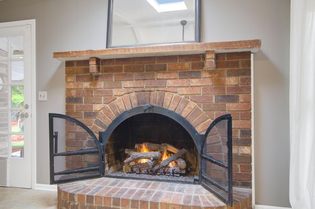 Photo of 8 Corsica Court, Hanahan, SC 29410 (MLS # 25031823)