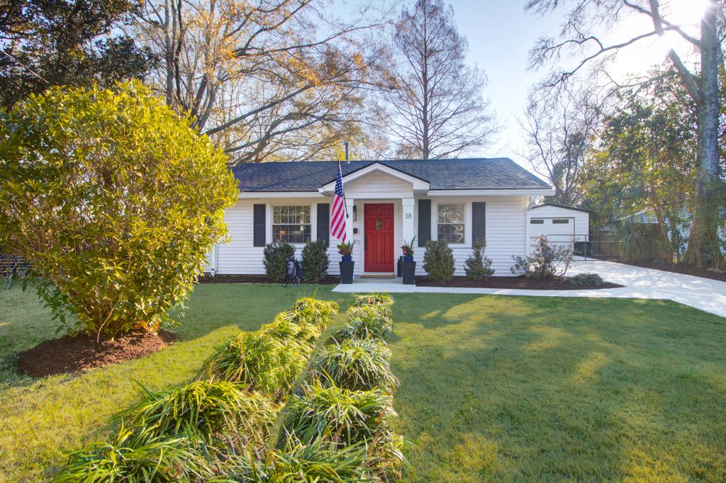 Photo of 38 Anita Drive, Charleston, SC 29407 (MLS # 26006031)