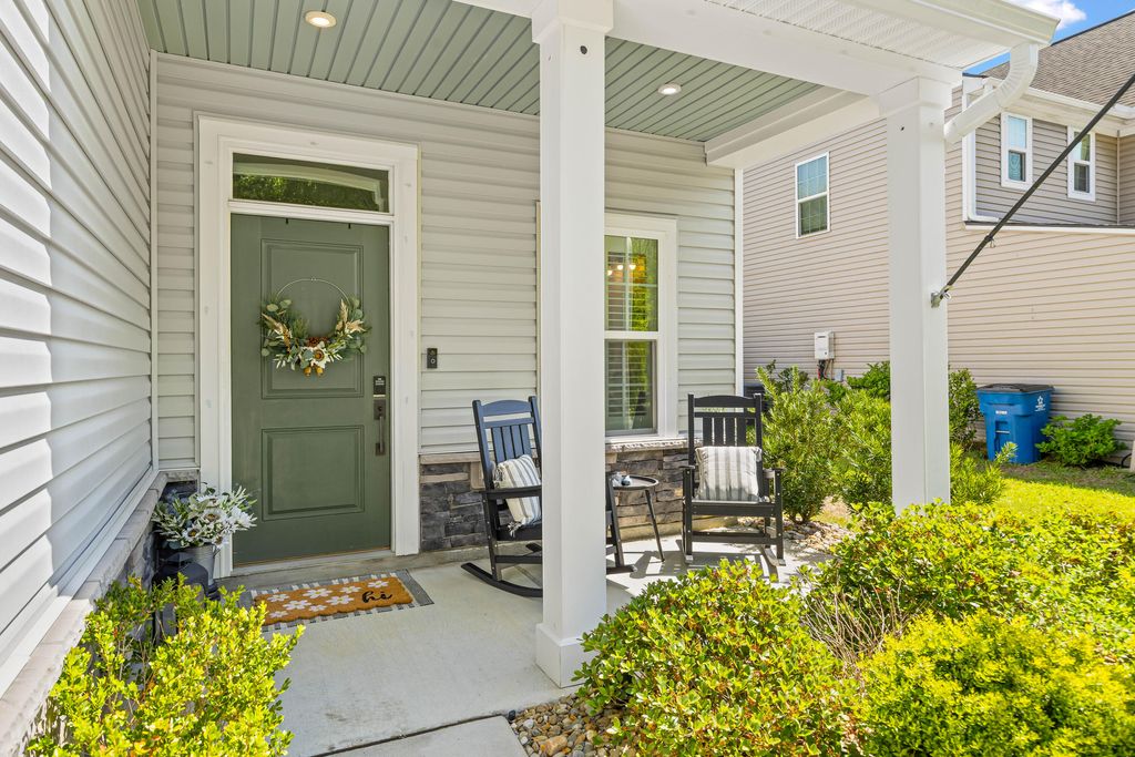 Photo of 170 Country Oaks Lane, Charleston, SC 29492 (MLS # 26010222)