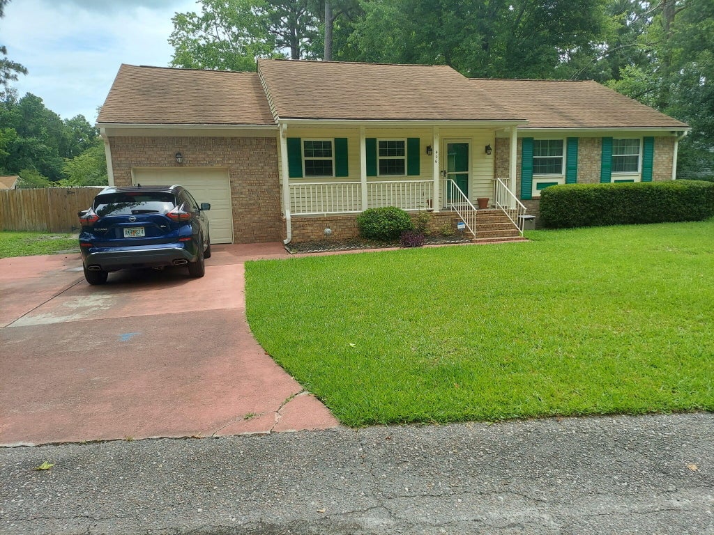 Photo of 406 Willow Court, North Charleston, SC 29420 (MLS # 26018048)