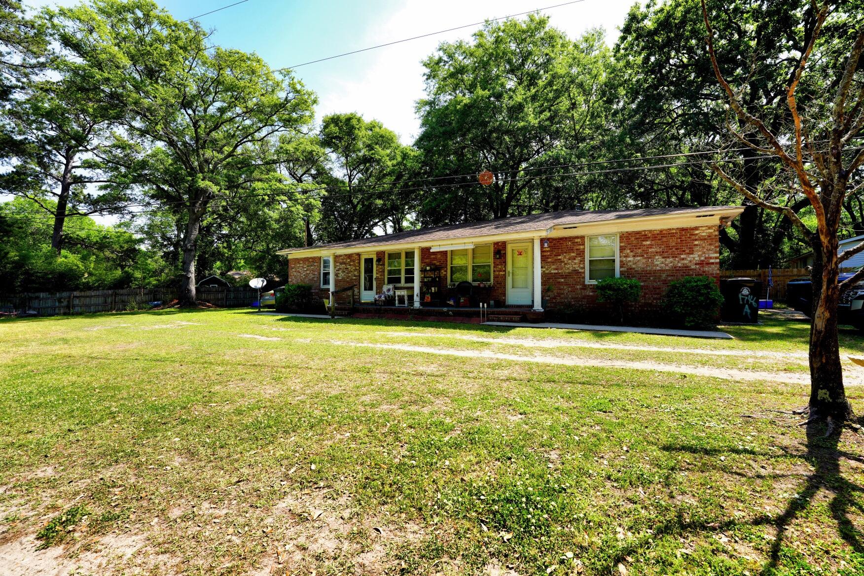 1746 E Avalon Circle