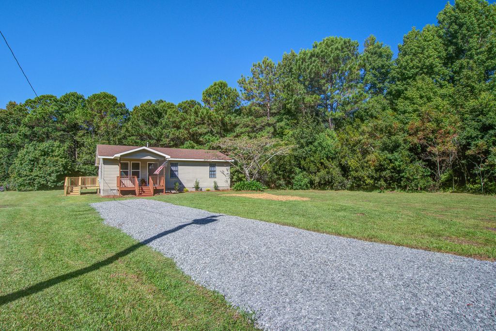 Photo of 2543 Gibbs Road, Johns Island, SC 29455 (MLS # 25027016)