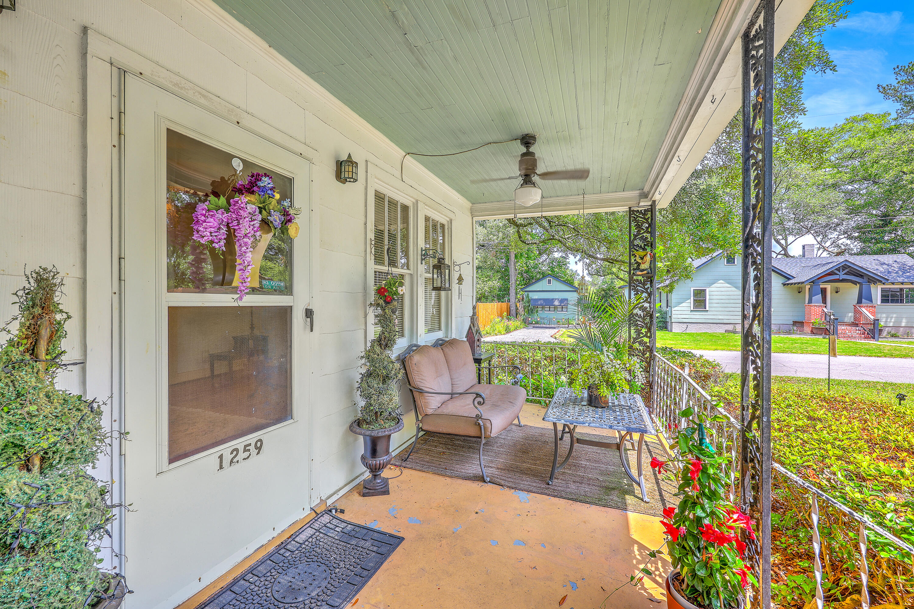 1259 Wisteria Road