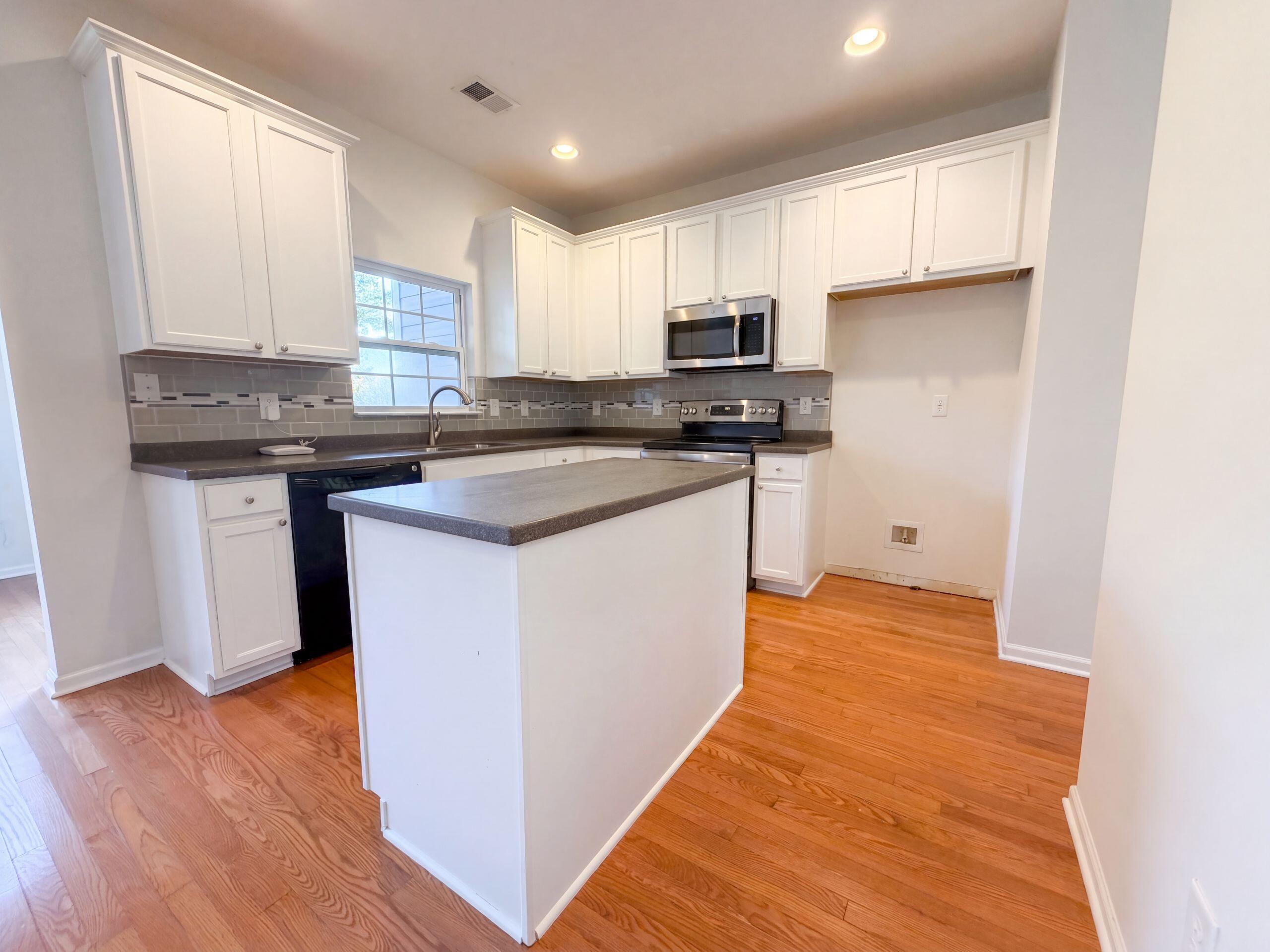 9004 Parlor Drive