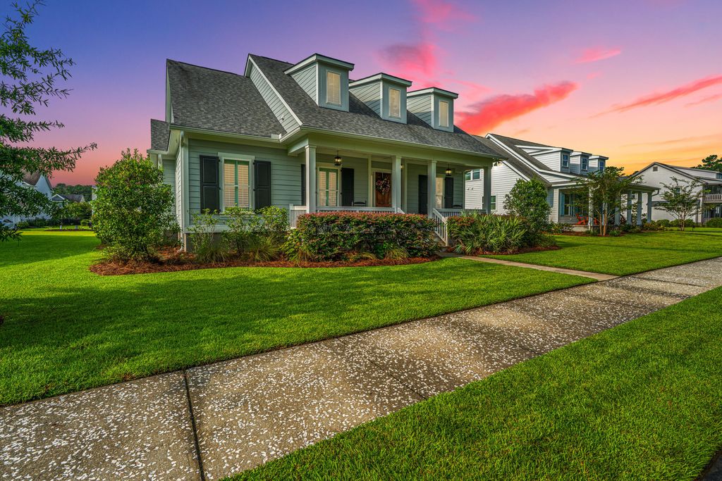 Photo of 3984 Berberis Lane, Ravenel, SC 29470 (MLS # 25021028)