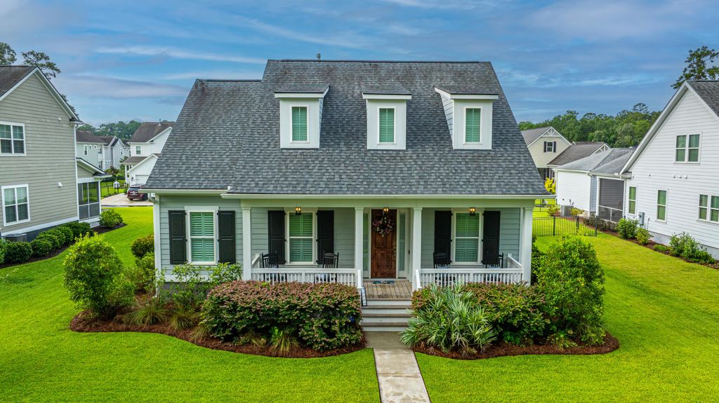 Photo of 3984 Berberis Lane, Ravenel, SC 29470 (MLS # 25021028)