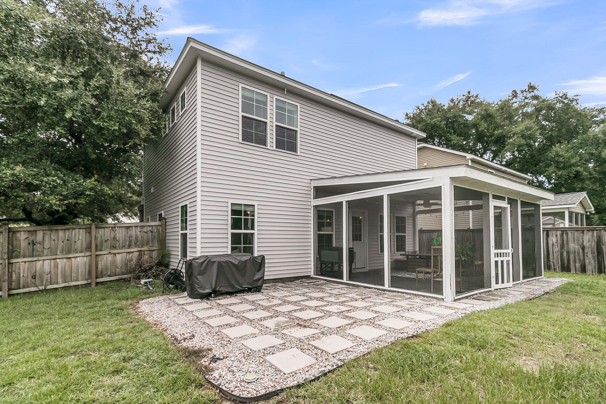 1506 Chastain Road