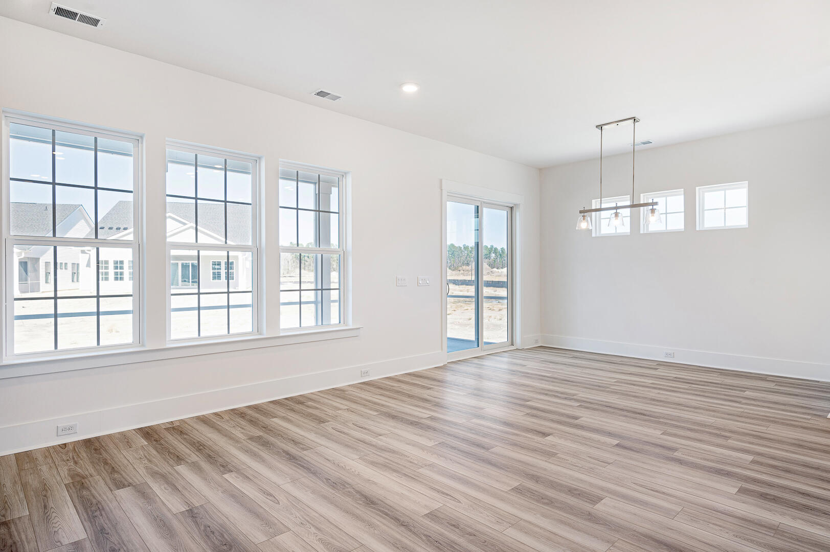 432 Evening Glow Lane