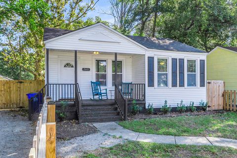 A home in North Charleston