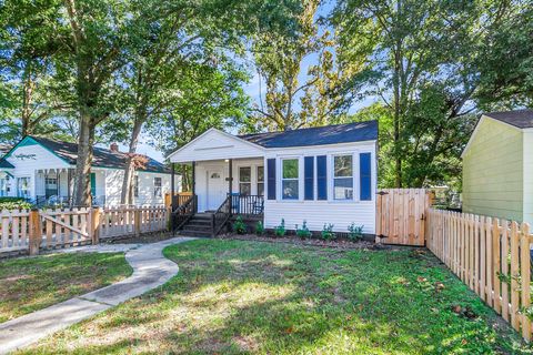 A home in North Charleston