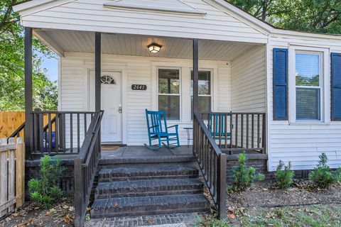 A home in North Charleston