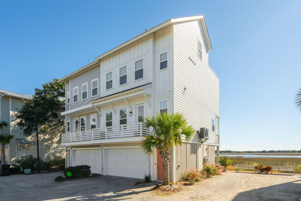 Photo of 2135 Tides End Road, Charleston, SC 29412 (MLS # 26013921)