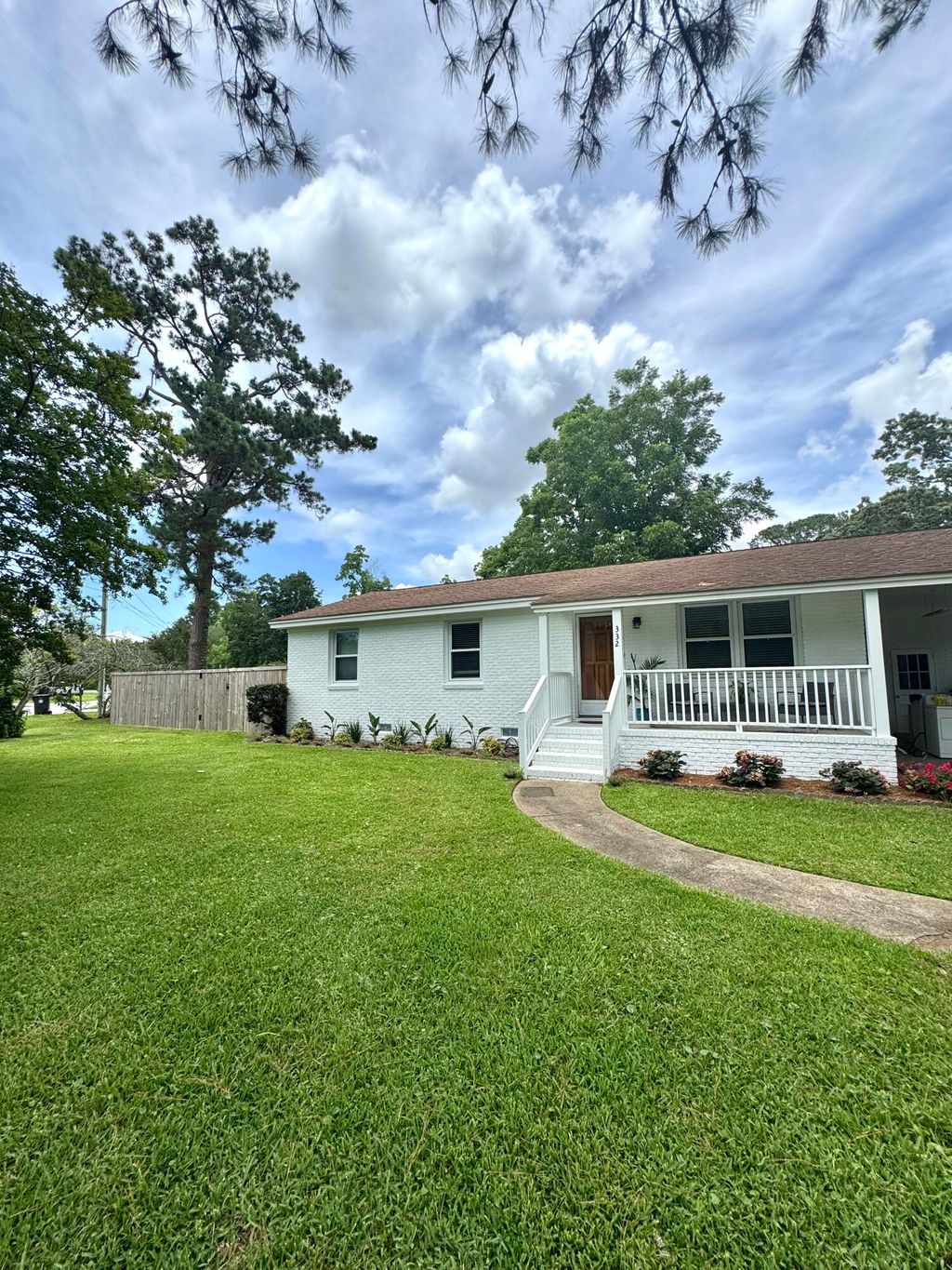 Photo of 332 Pageland Road, Charleston, SC 29412 (MLS # 25032178)