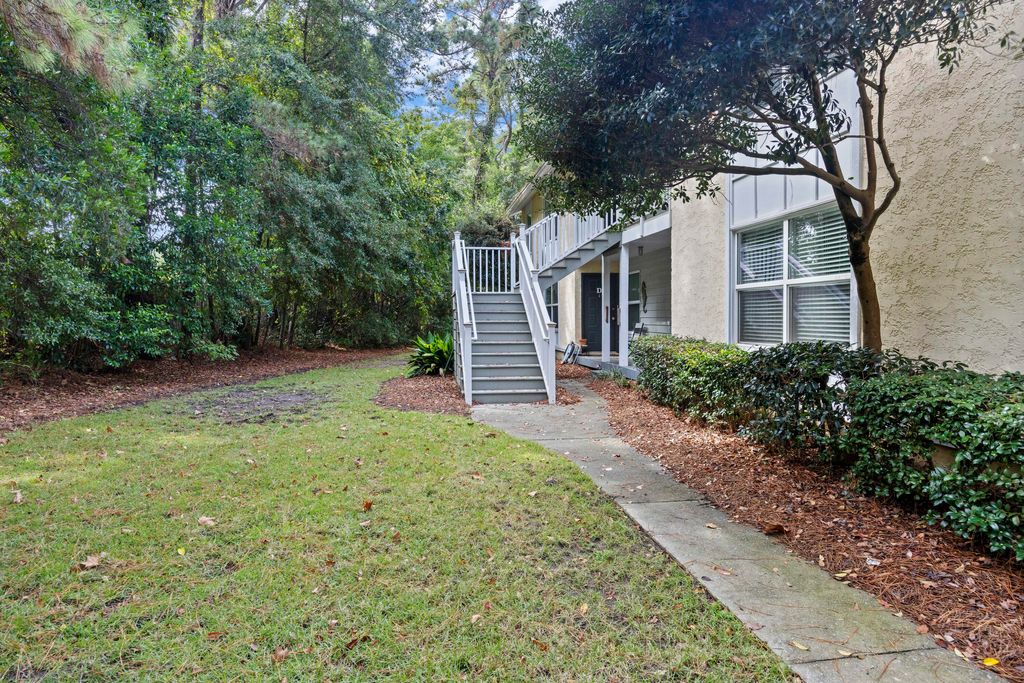 Photo of 341 W Coleman Boulevard #G, Mount Pleasant, SC 29464 (MLS # 25027102)