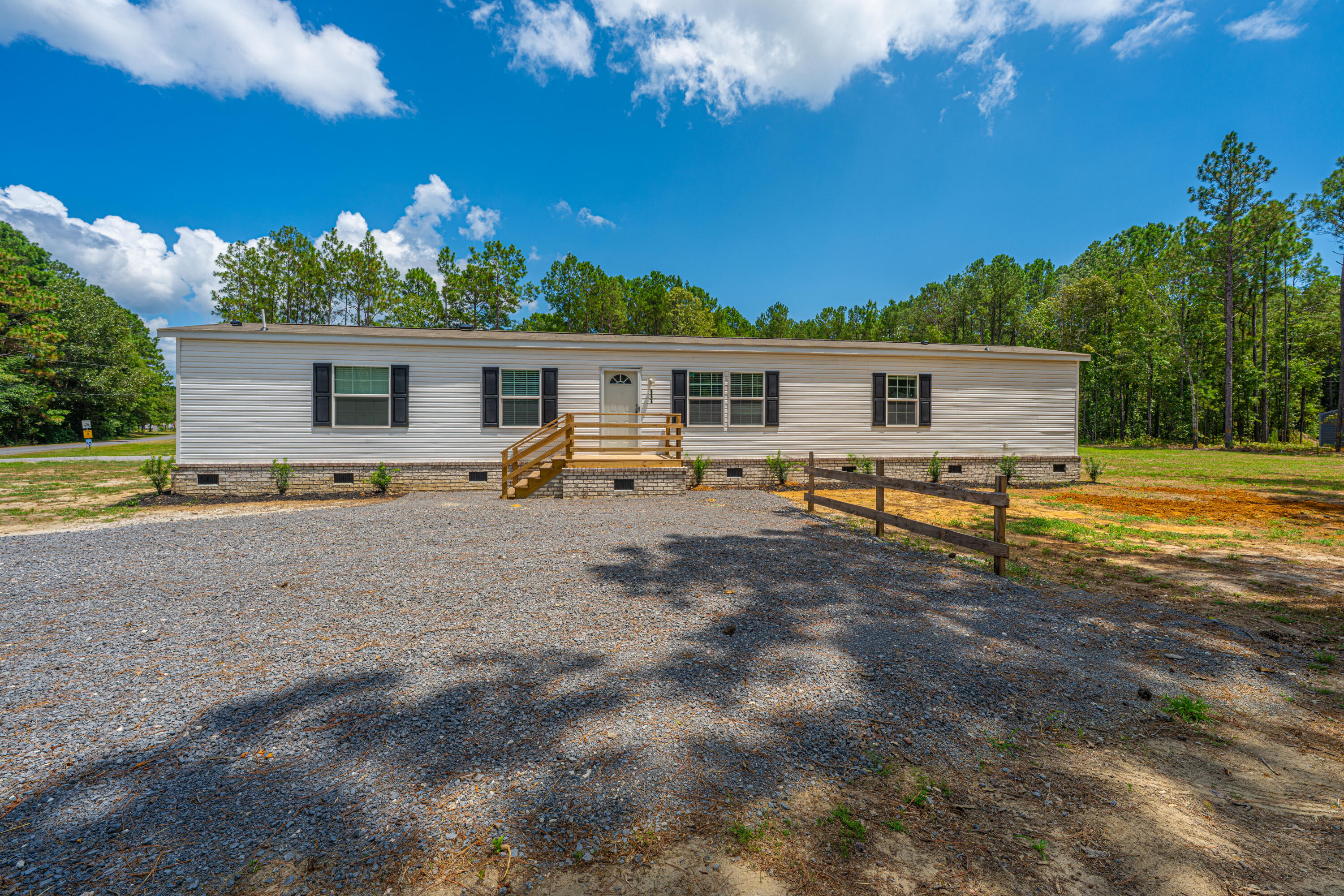 111 Sandy Oaks Lane