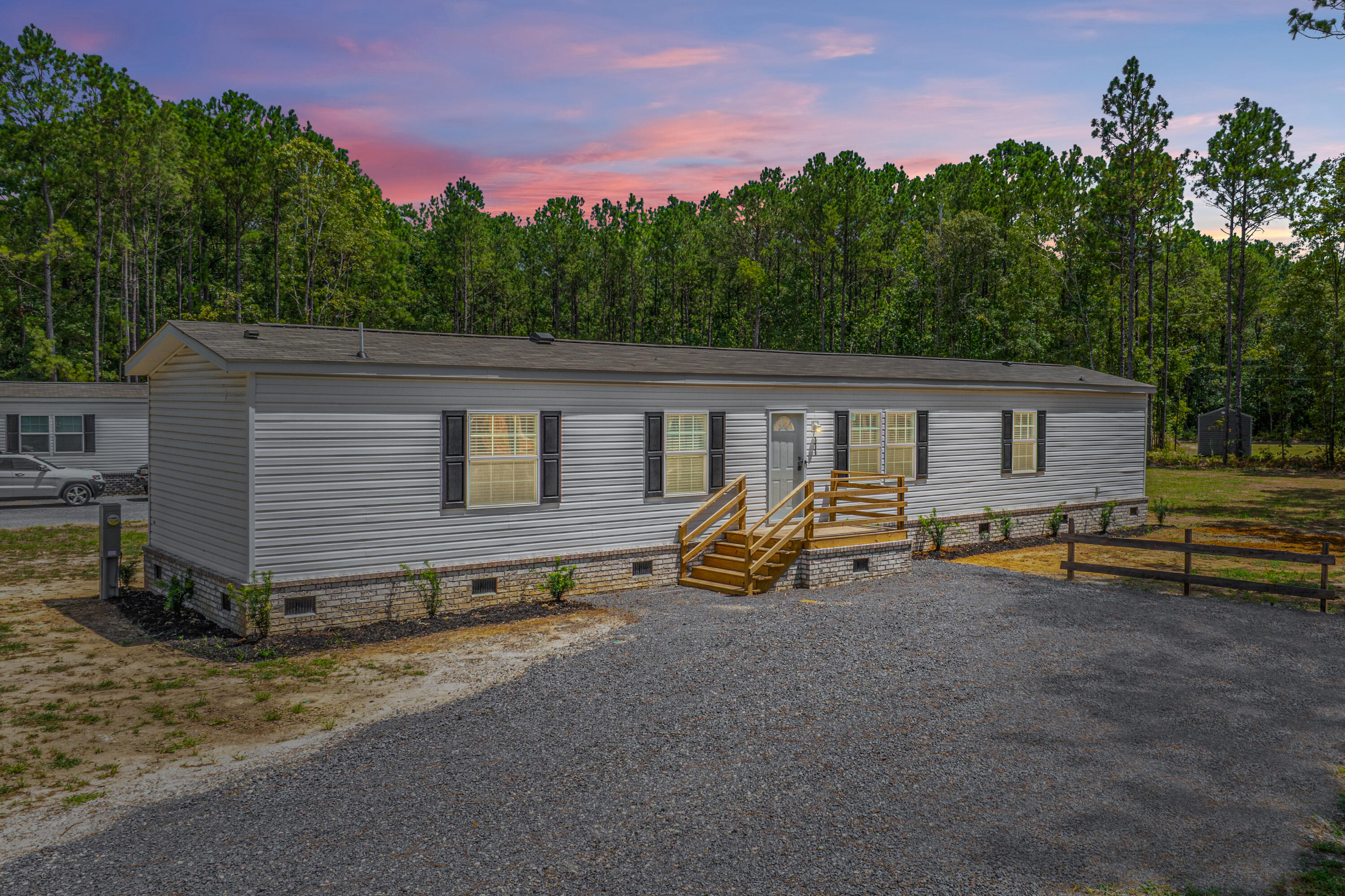 111 Sandy Oaks Lane