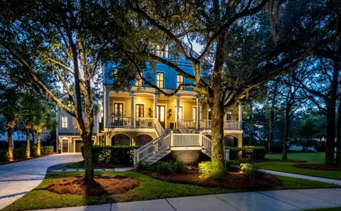 Photo of 153 King George Street, Charleston, SC 29492 (MLS # 26025521)