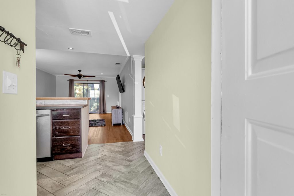 Photo of 2901 Dove Haven Court #F, Charleston, SC 29414 (MLS # 25023067)