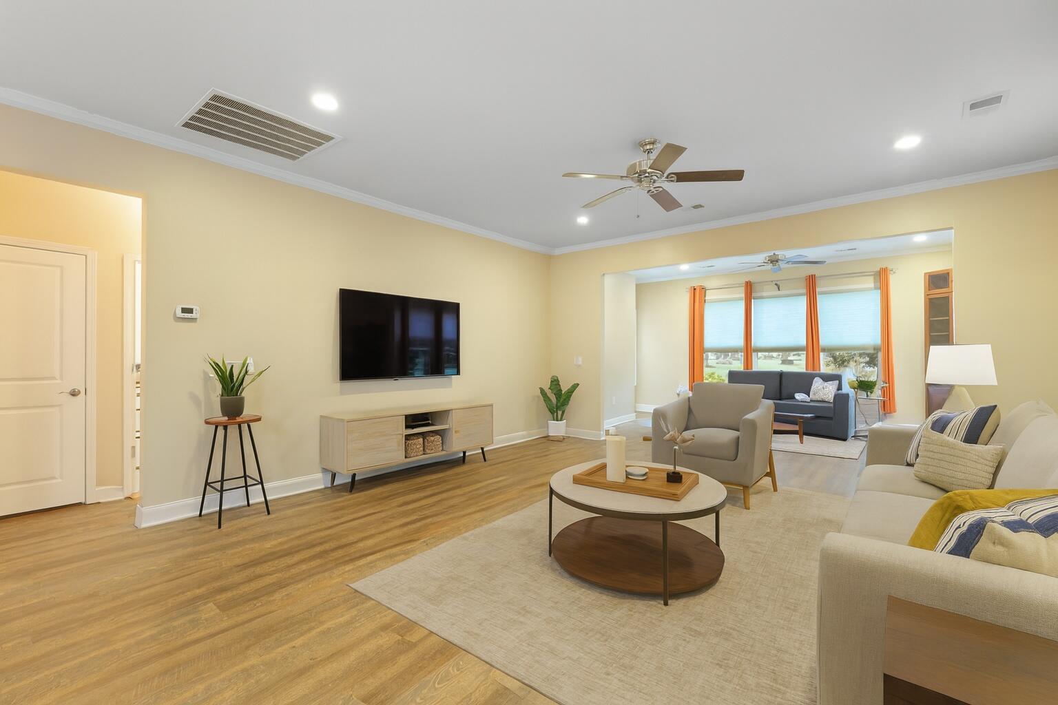 586 Eastern Isle Avenue