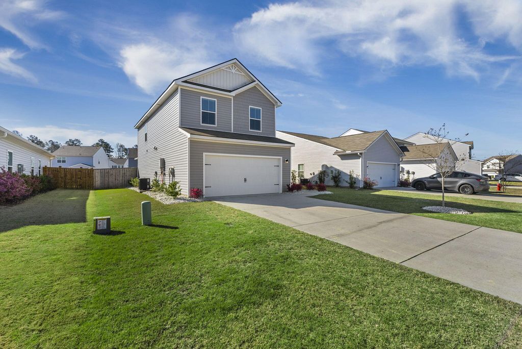 Photo of 224 Parkwood Vista Way, Summerville, SC 29486 (MLS # 26007708)