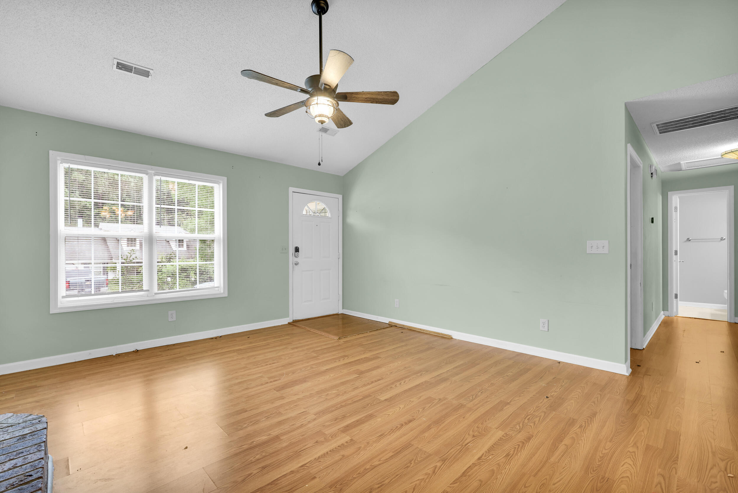 203 Amberjack Way