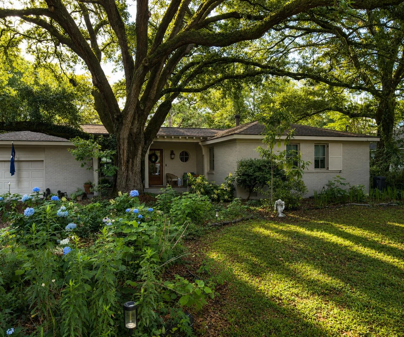 971 Cliffwood Drive