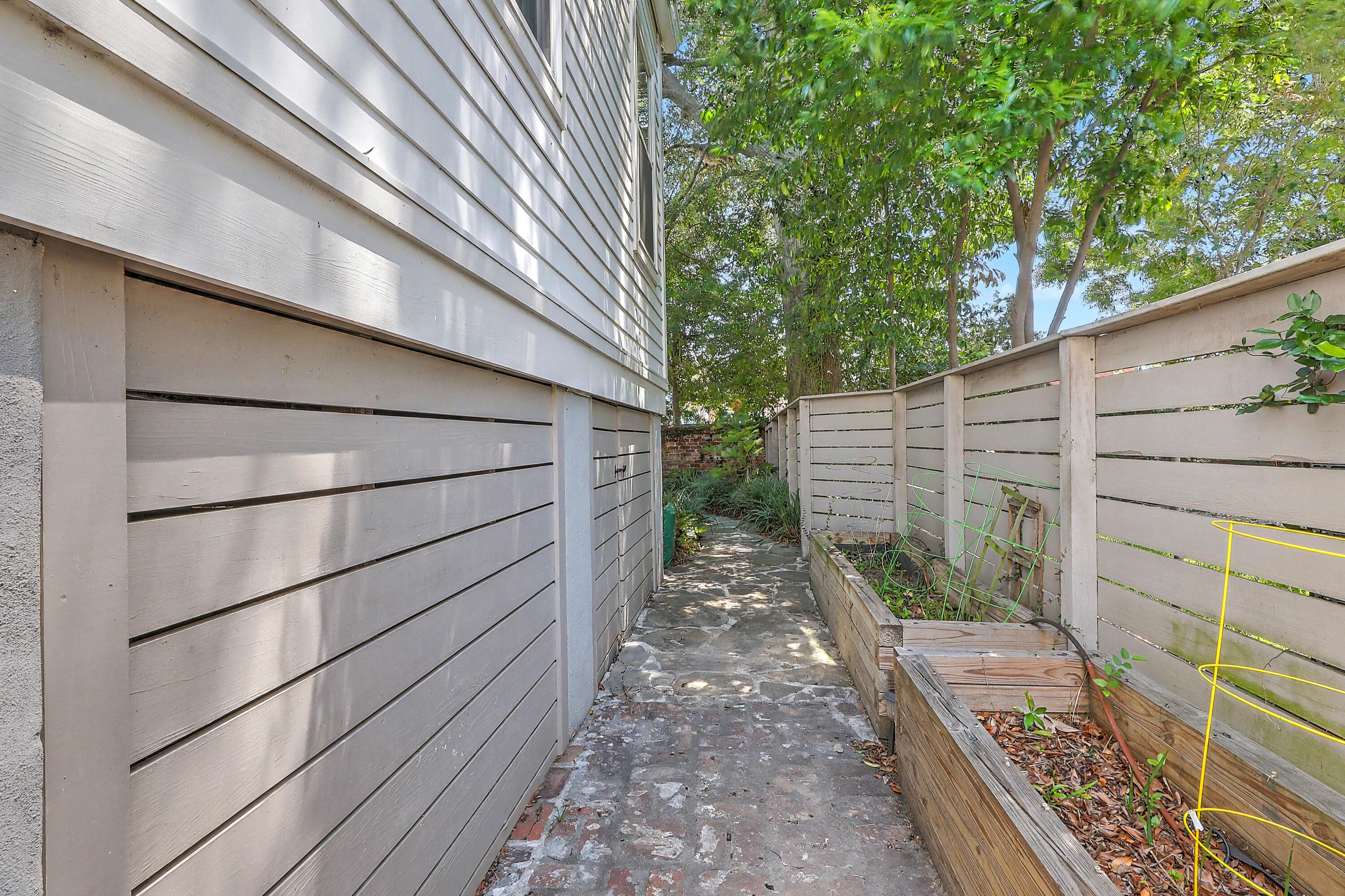 20 N Tracy Street