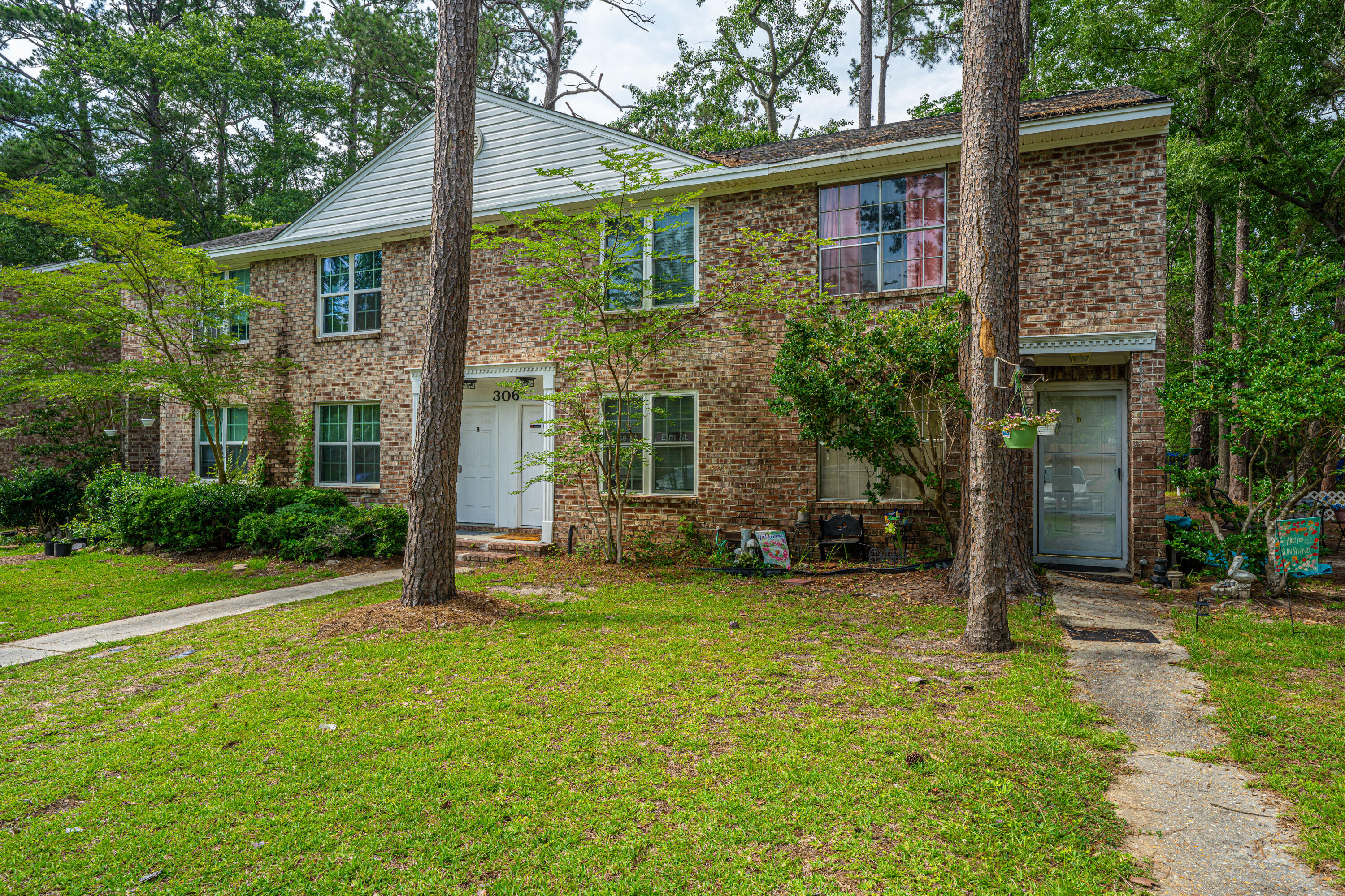306 Crestview Drive C