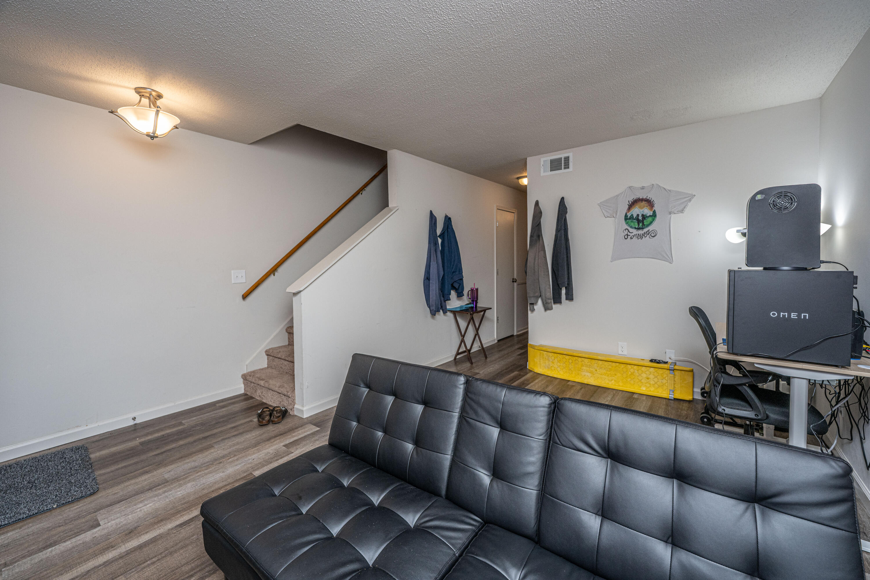 306 Crestview Drive C