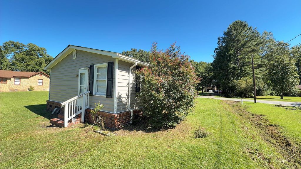 Photo of 150 Pidgeon Bay Road, Summerville, SC 29483 (MLS # 26006569)