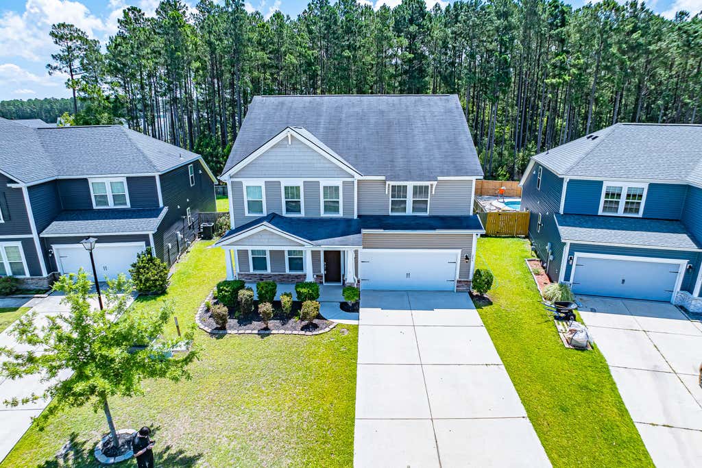 Photo of 204 Buttercup Lane, Summerville, SC 29486 (MLS # 26019239)