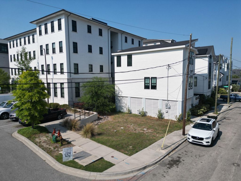 Photo of 108 Cooper Street, Charleston, SC 29403 (MLS # 26011540)