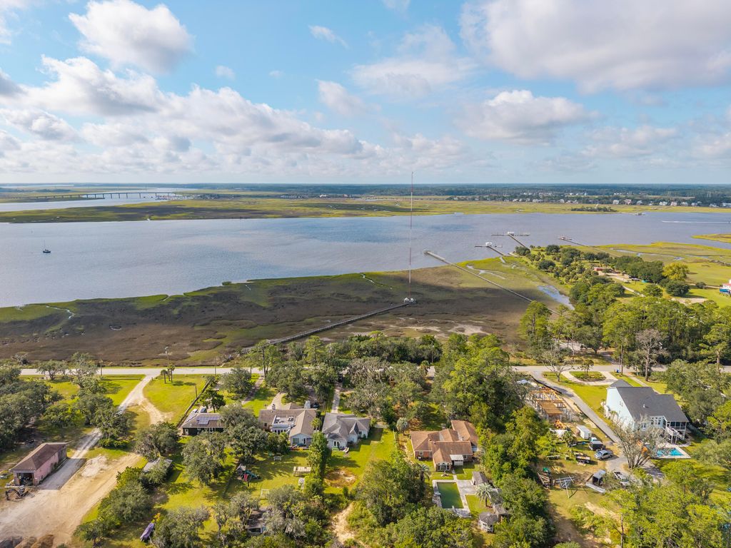 Photo of 200 Wappoo Road, Charleston, SC 29407 (MLS # 25026622)