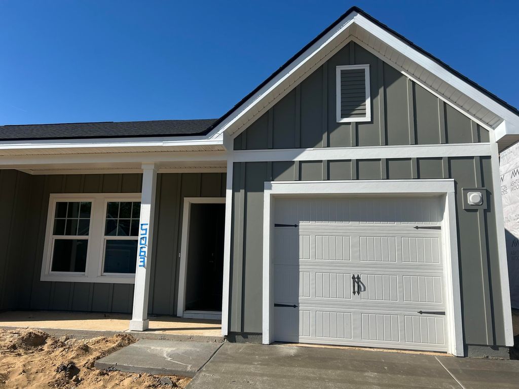 Photo of 5063 Blackberry Lane, Ravenel, SC 29470 (MLS # 26010758)