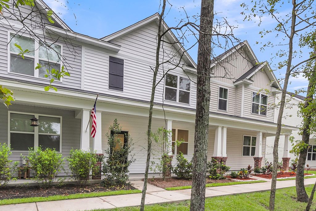 Photo of 545 Gahagan Road, Summerville, SC 29485 (MLS # 25030951)