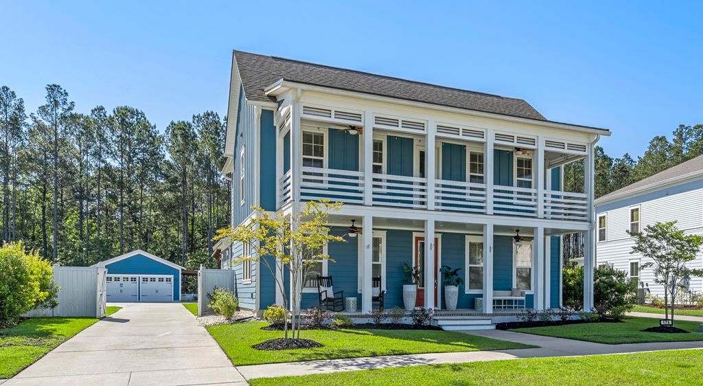 Photo of 176 Clearblue Loop, Summerville, SC 29486 (MLS # 25024865)