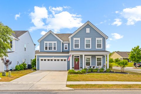 Photo of 202 Lynx Lane, Summerville, SC 29483 (MLS # 26012252)