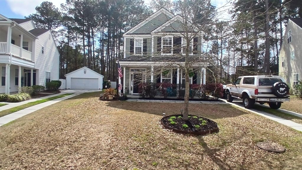 Photo of 4803 E Red Maple Circle, Summerville, SC 29485 (MLS # 26006305)