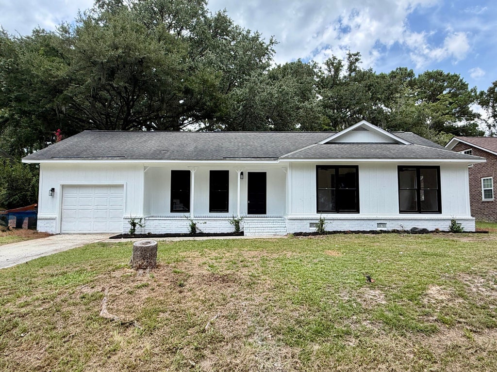 Photo of 2526 Longbranch Drive, Charleston, SC 29414 (MLS # 26021257)