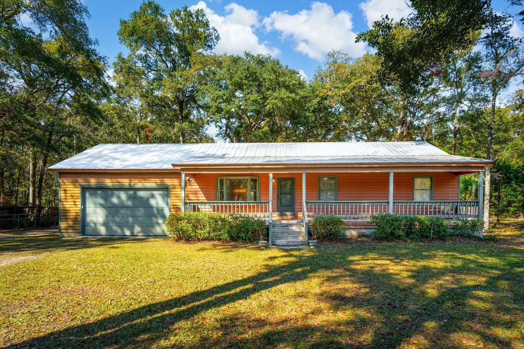 Photo of 4143 Cobbler Drive, Meggett, SC 29449 (MLS # 25029904)