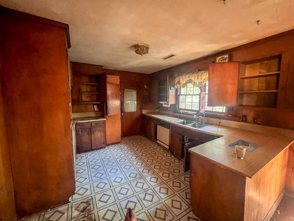 Photo of 2156 Wood Avenue, Charleston, SC 29414 (MLS # 25030624)