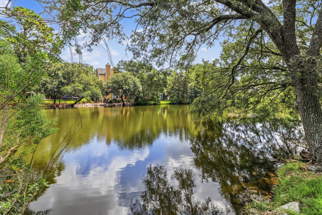 Photo of 838 Targave Road, Charleston, SC 29412 (MLS # 26022527)