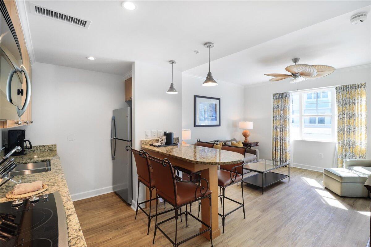 5804 Palmetto Drive Unit A-310