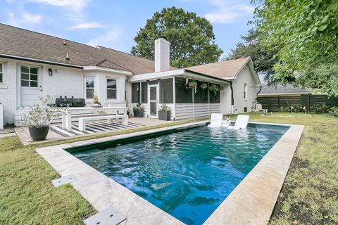 Photo of 2940 Doncaster Drive, Charleston, SC 29414 (MLS # 25027753)