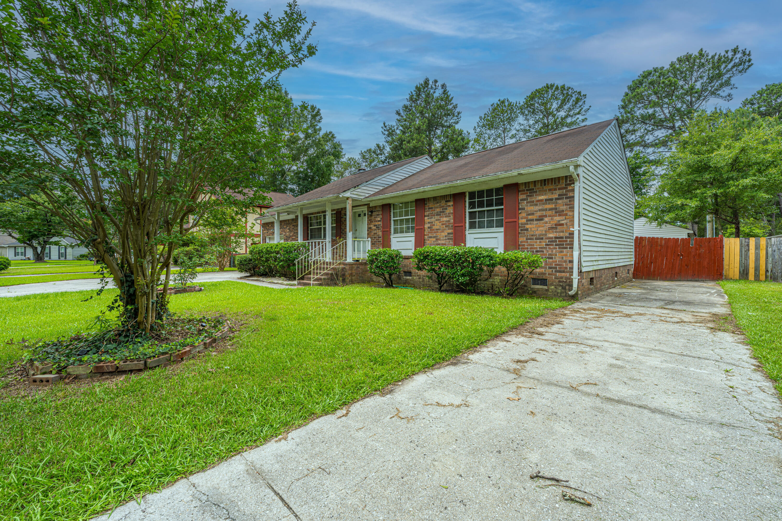 86 Peppertree Lane