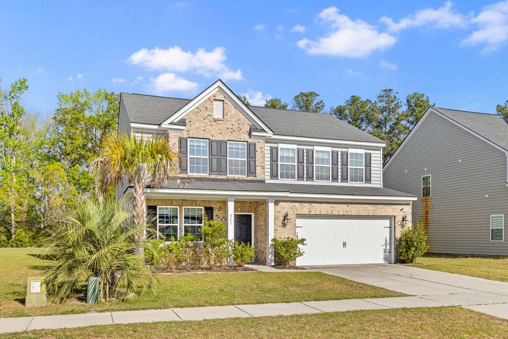 Photo of 511 Singing Bush Avenue, Summerville, SC 29486 (MLS # 26009268)