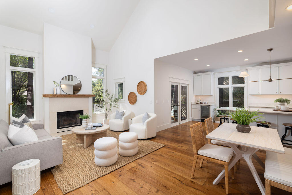 2143 Royal Pine Drive